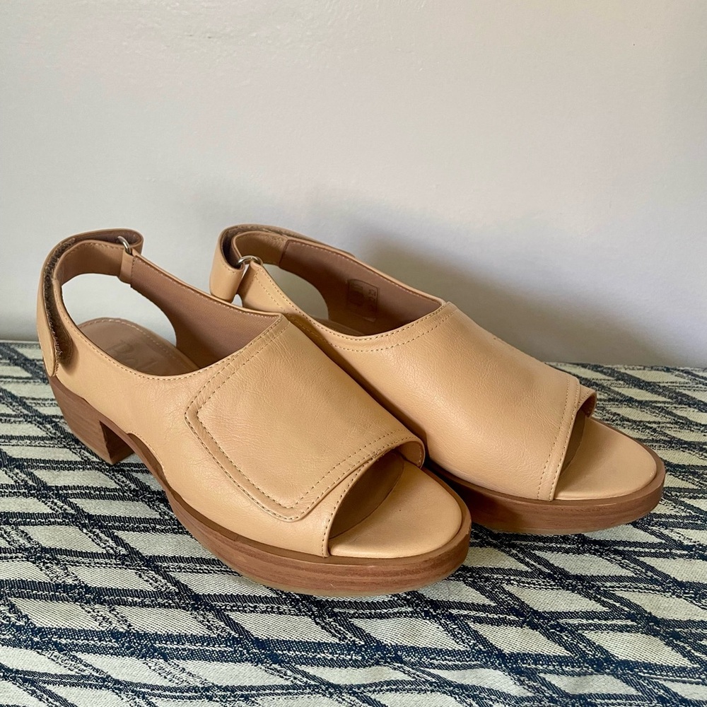 Beklina Clog Sandals 5.5 Excellent Comfy